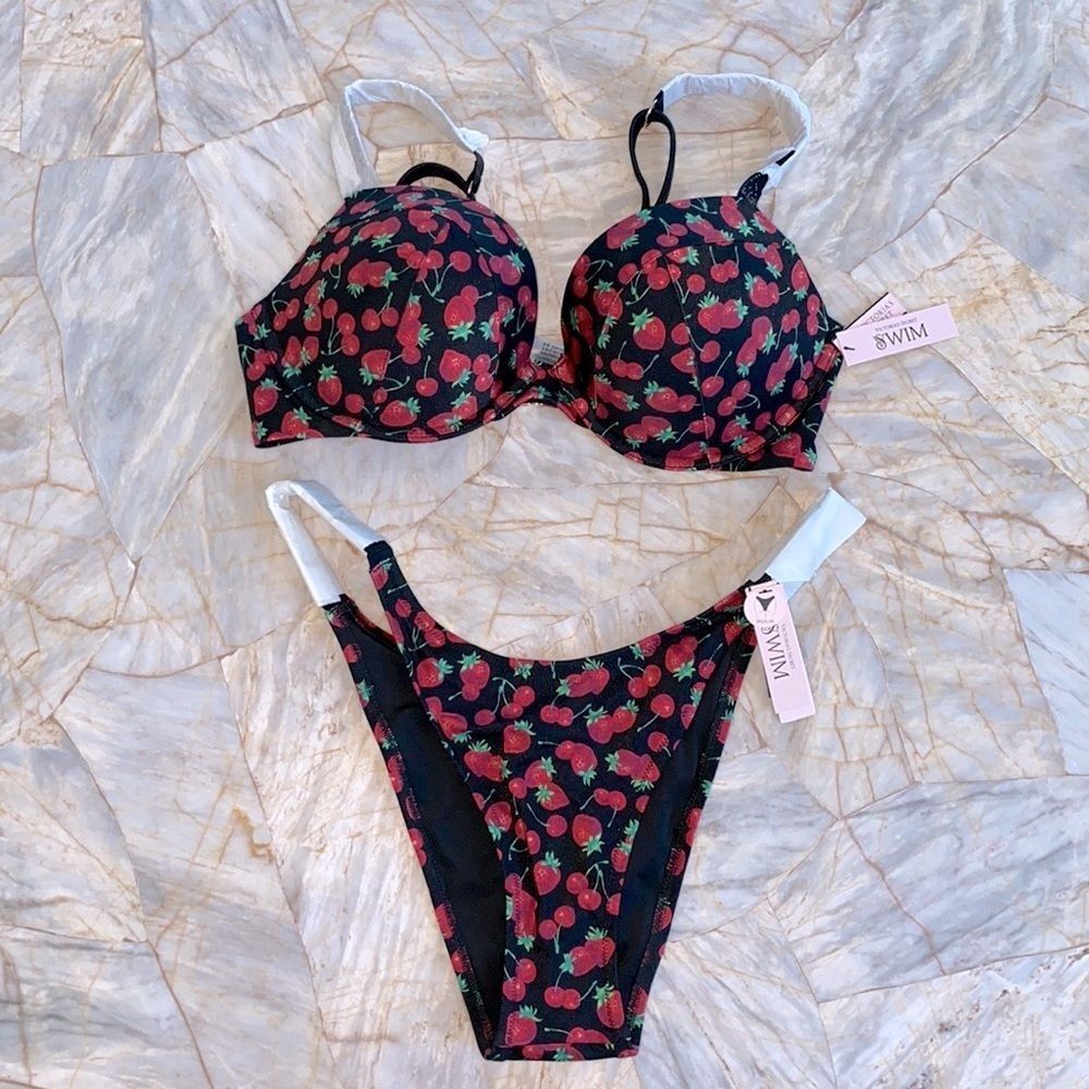 2 Pc Set 38C + Large Victoria's Secret VERY SEXY BIKINI BOTTOM Shine Strap‎